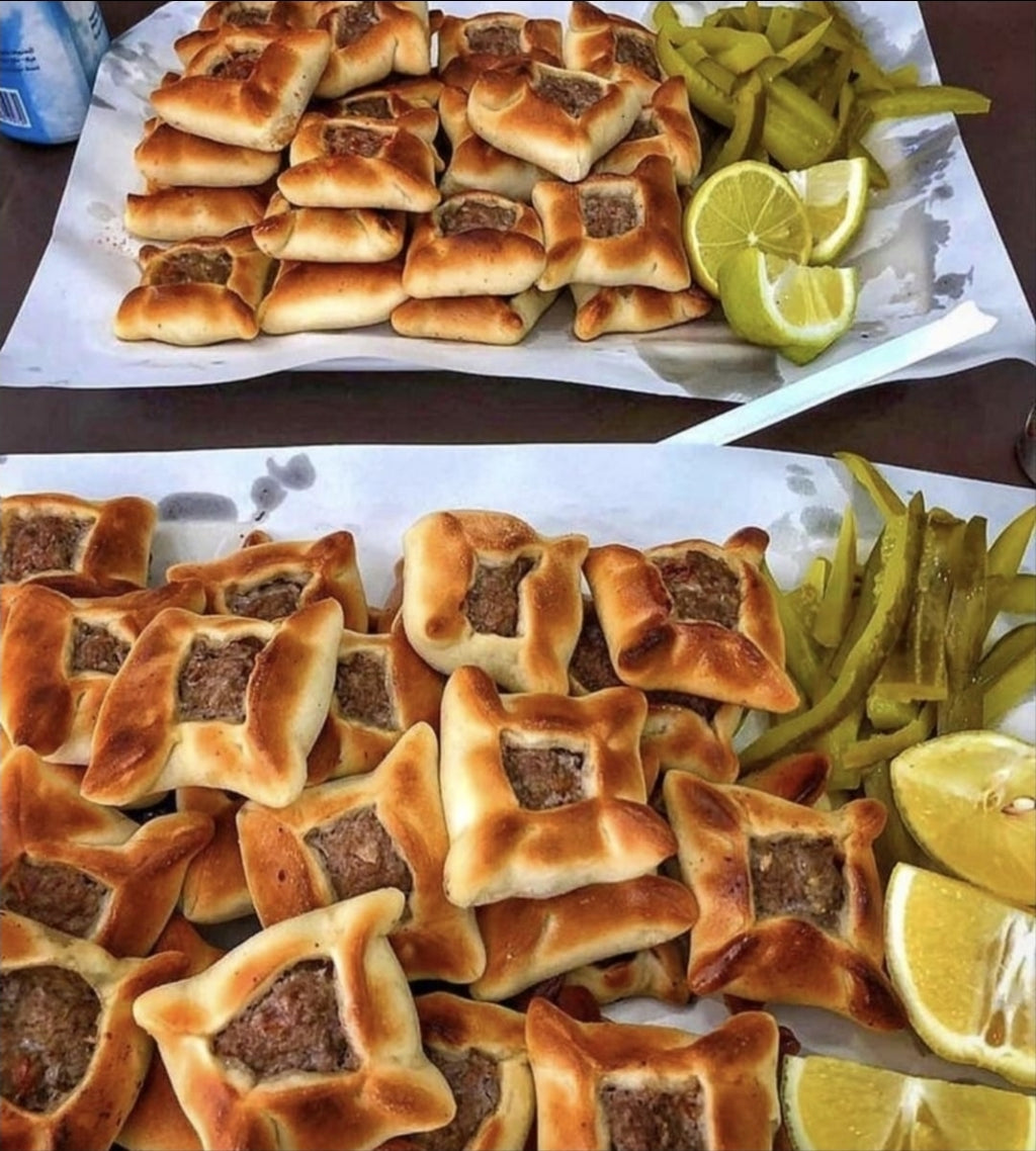 فطائر اللحم السورية المخبوزة في الفرن