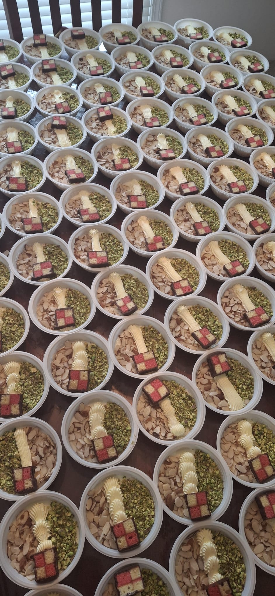 Syrian Himlaya Milk Pudding